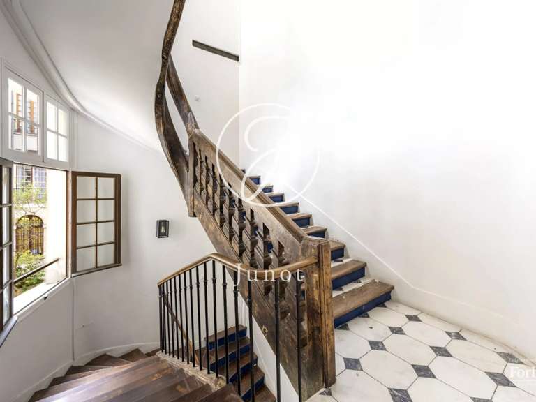 Appartement Paris 4e - 1 chambre - 70m²