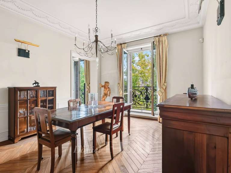 Appartement Paris 4e - 2 chambres - 111m²