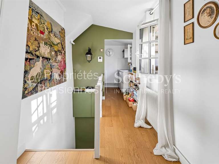 Appartement Paris 4e - 2 chambres - 91m²
