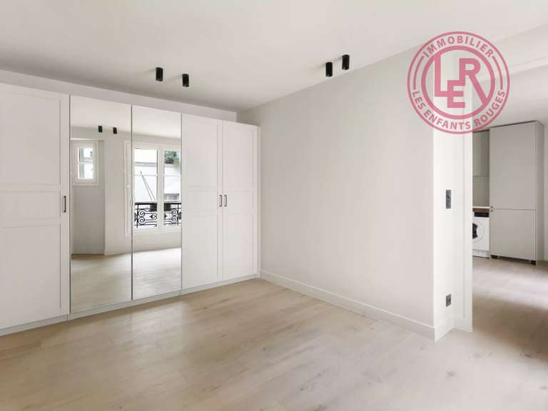 Appartement Paris 4e - 2 chambres - 49m²