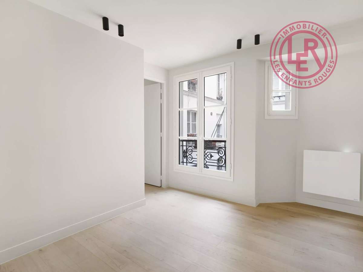 Apartment Paris 4e