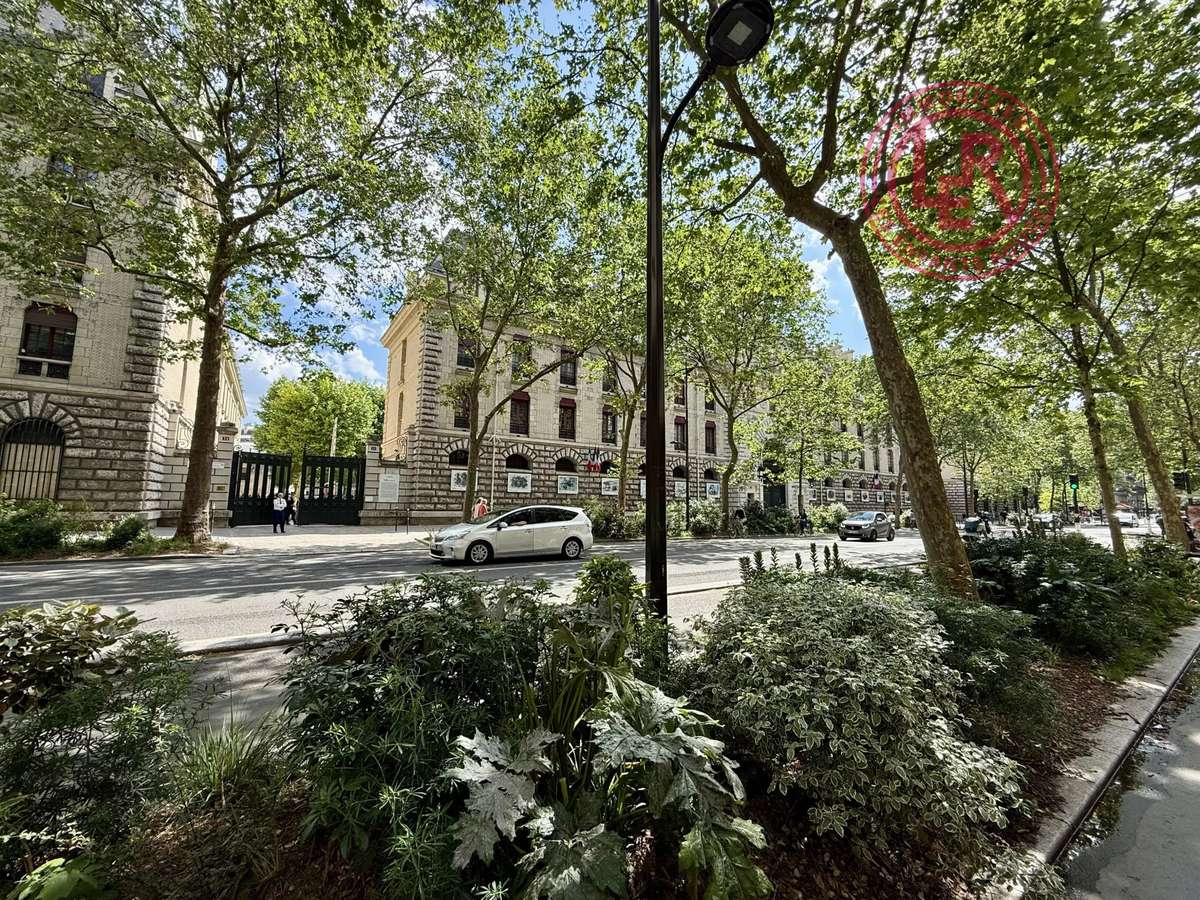 Apartment Paris 4e