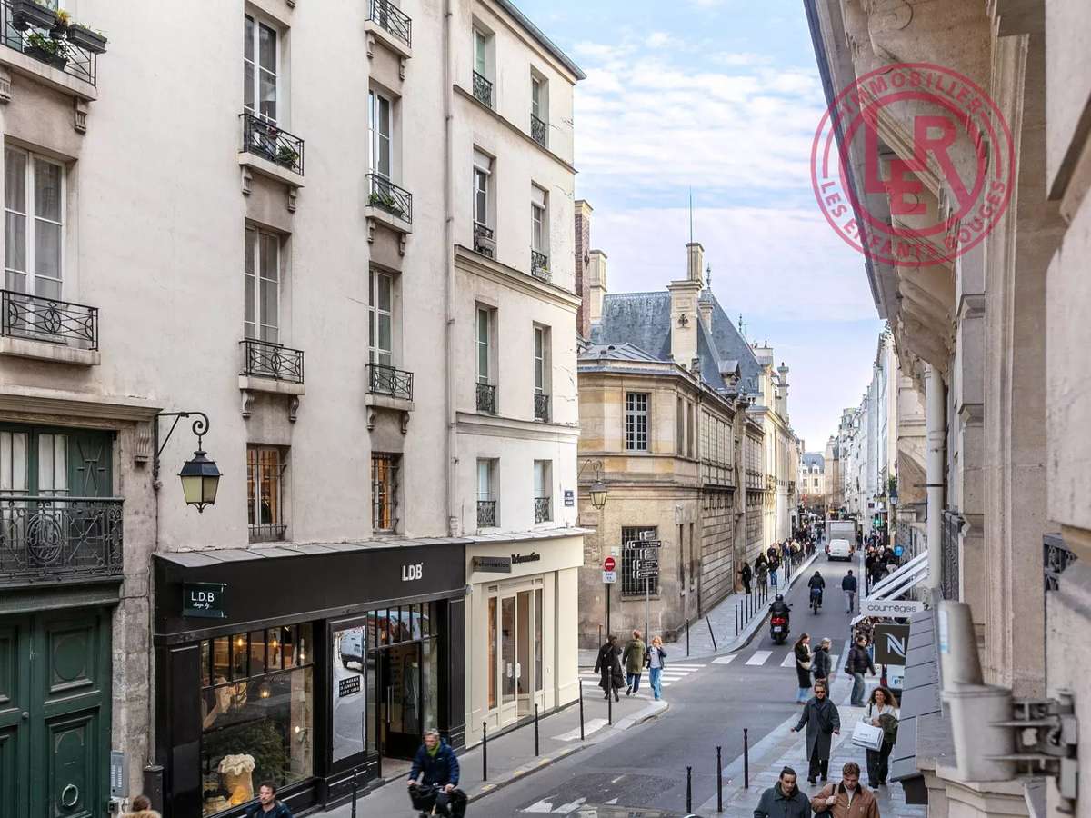 Apartment Paris 4e