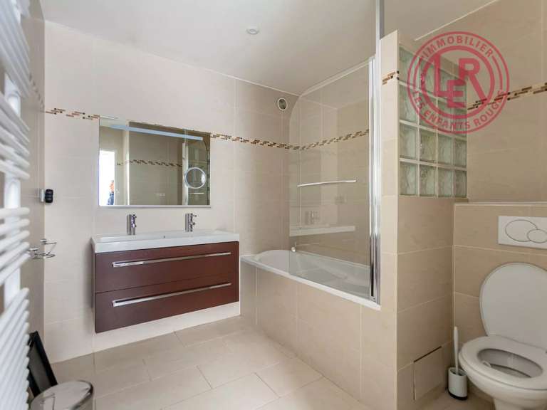 Appartement Paris 4e - 2 chambres - 91m²