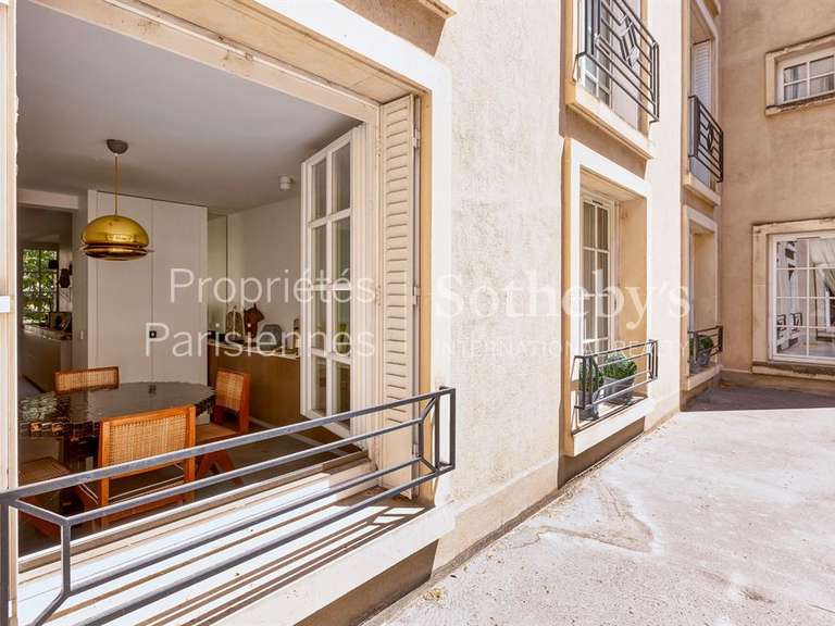 Appartement Paris 4e - 2 chambres - 111m²