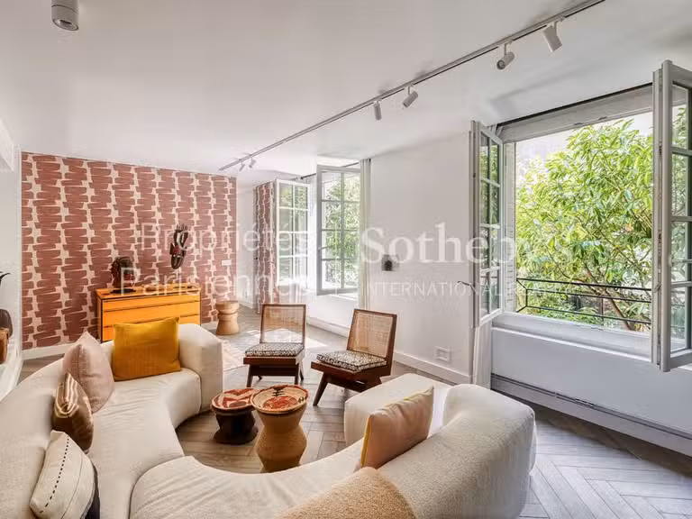 Appartement Paris 4e - 2 chambres - 111m²