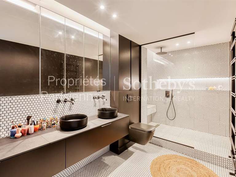 Appartement Paris 4e - 2 chambres - 111m²