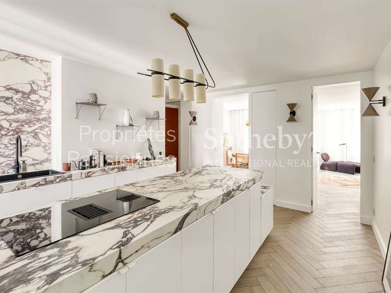Appartement Paris 4e - 2 chambres - 111m²