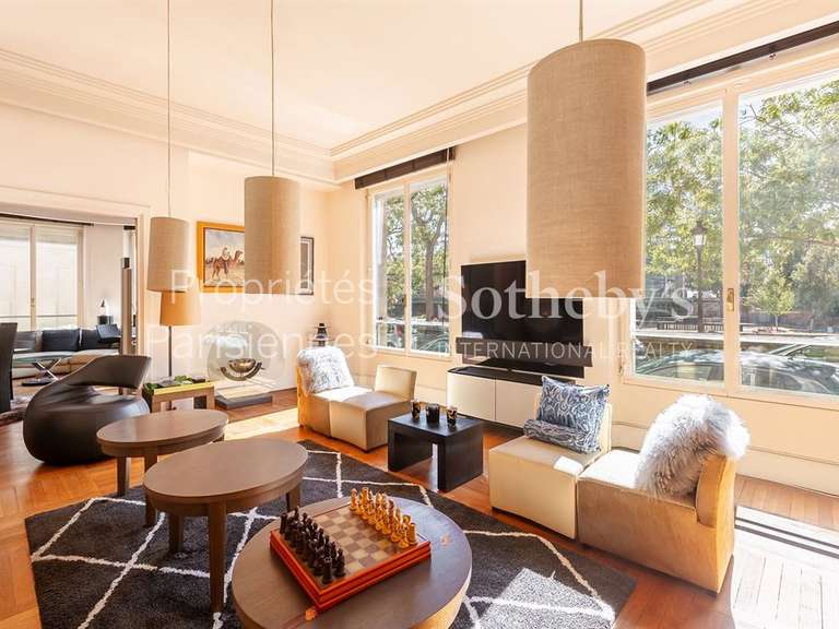 Appartement Paris 4e - 2 chambres - 168m²
