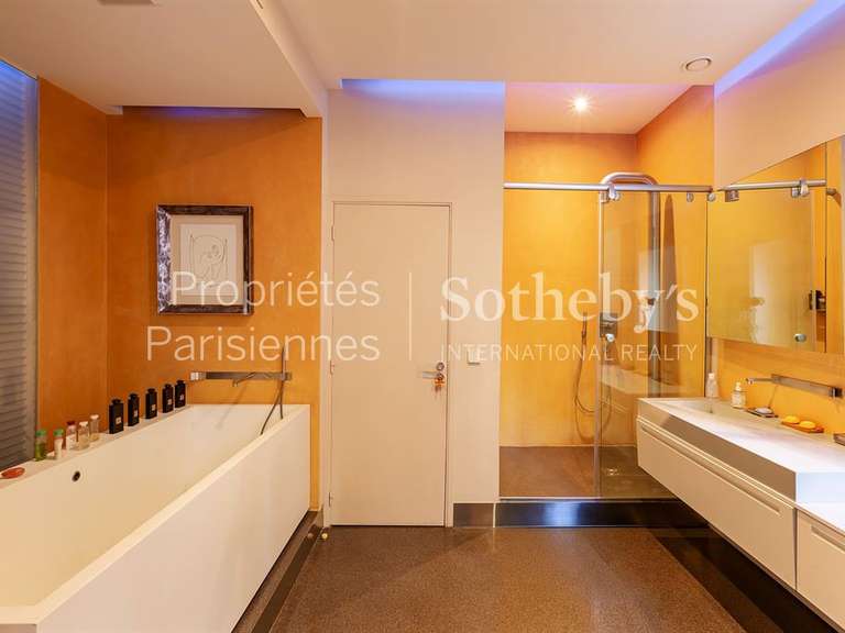Appartement Paris 4e - 2 chambres - 168m²