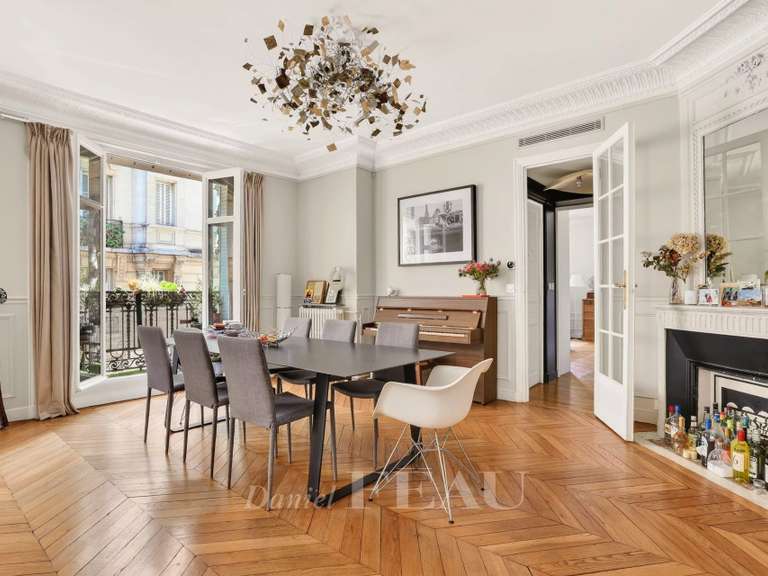 Appartement Paris 4e - 4 chambres - 157m²