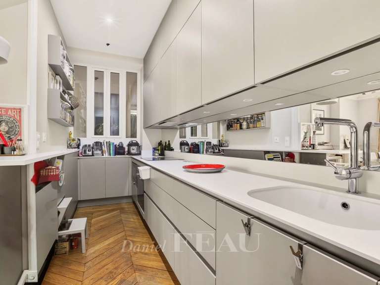 Appartement Paris 4e - 4 chambres - 157m²