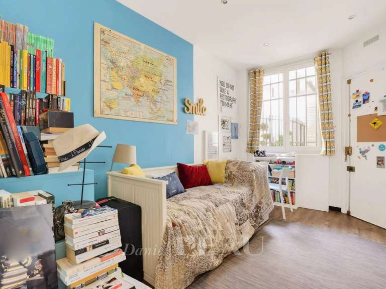 Appartement Paris 4e - 4 chambres - 157m²
