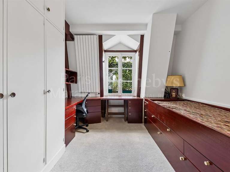 Appartement Paris 4e - 2 chambres - 110m²