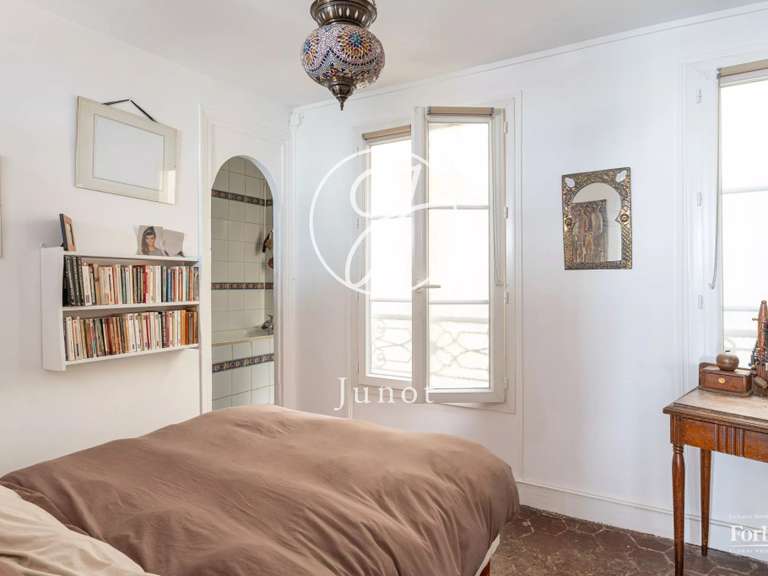 Appartement Paris 4e - 2 chambres - 91m²