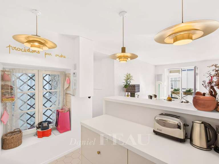 Appartement Paris 4e - 2 chambres - 66m²
