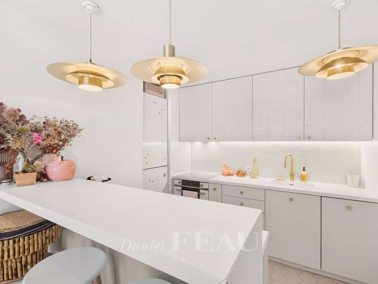 Appartement Paris 4e - 2 chambres - 66m²