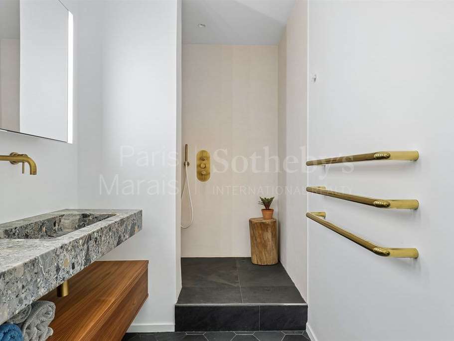 Apartment Paris 4e