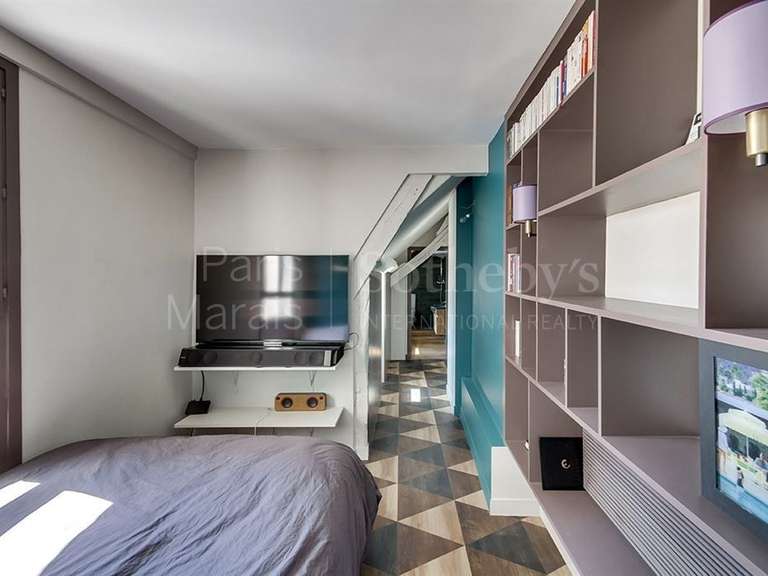 Appartement Paris 4e - 1 chambre - 71m²
