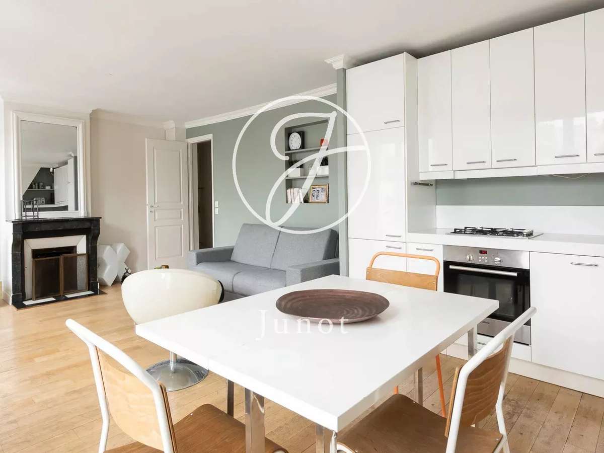 Apartment Paris 4e