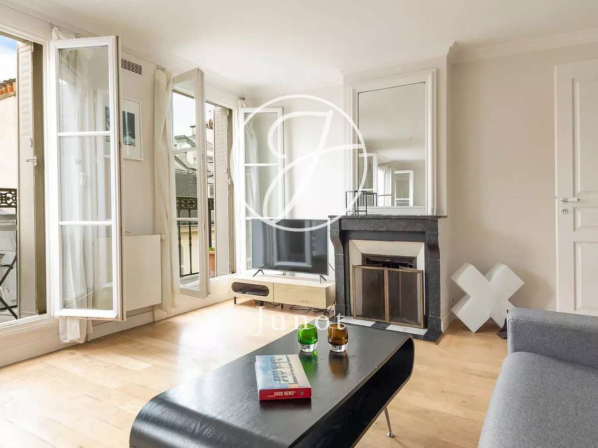 Apartment Paris 4e