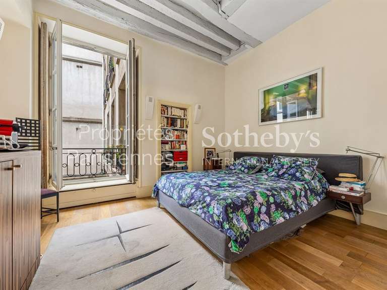 Appartement Paris 4e - 3 chambres - 176m²