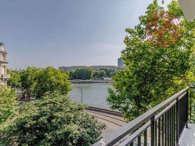 Appartement Paris 4e - 1 chambre - 82m²