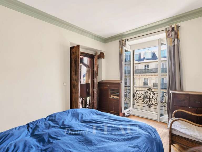 Appartement Paris 4e - 4 chambres - 121m²