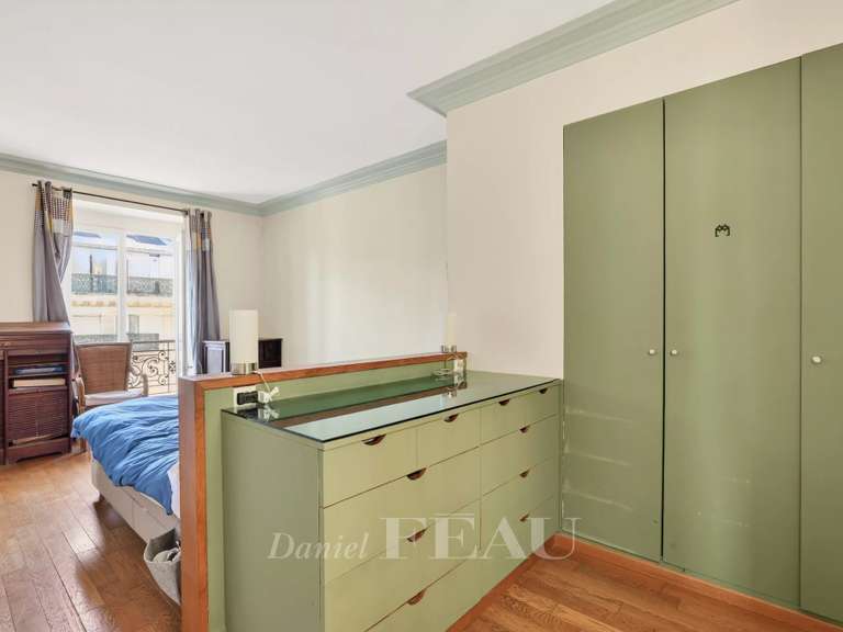 Appartement Paris 4e - 4 chambres - 121m²