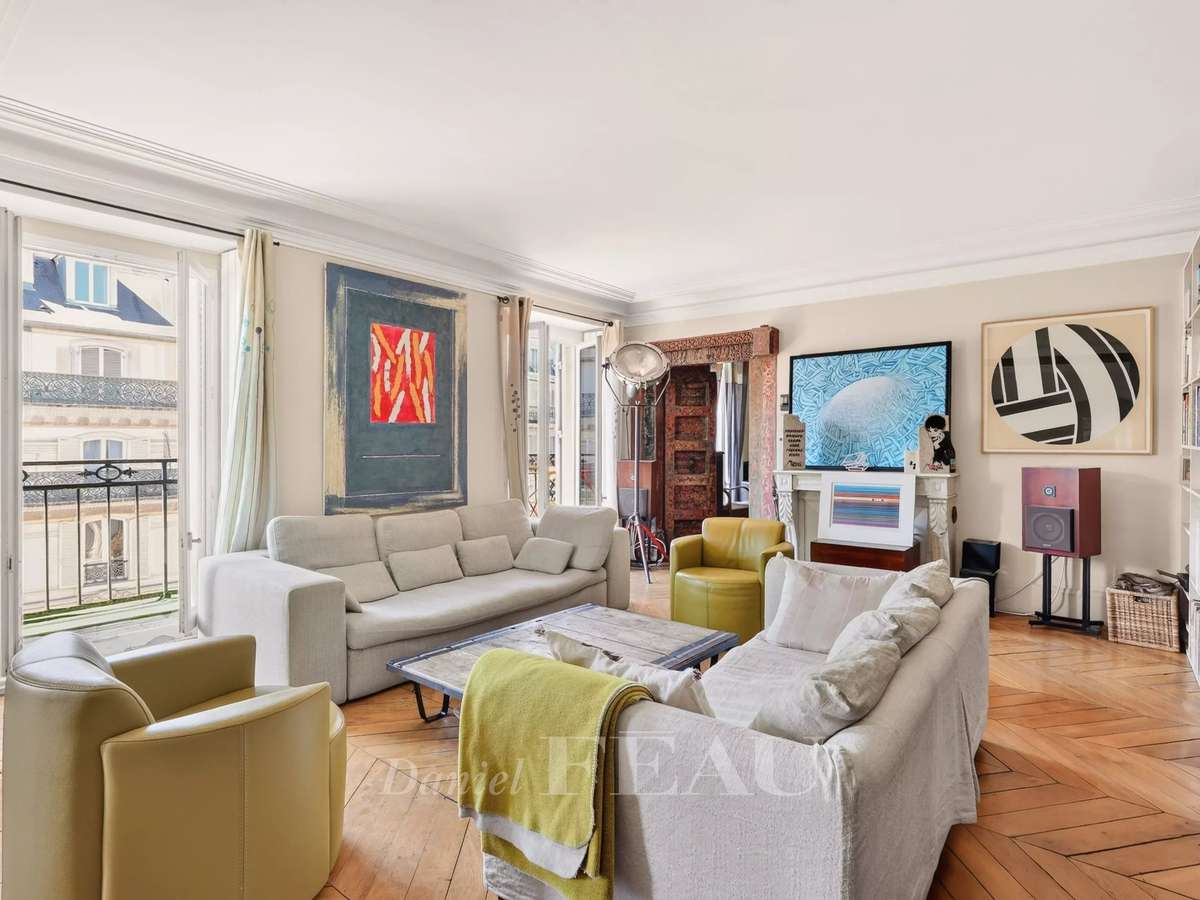 Apartment Paris 4e