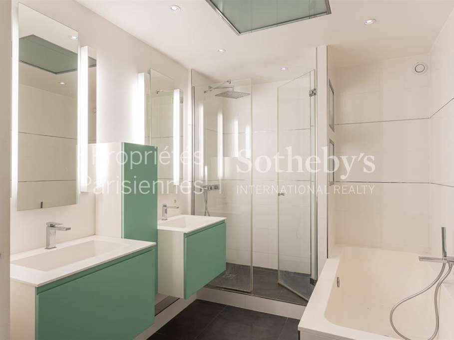 Apartment Paris 4e
