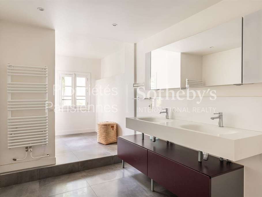Apartment Paris 4e