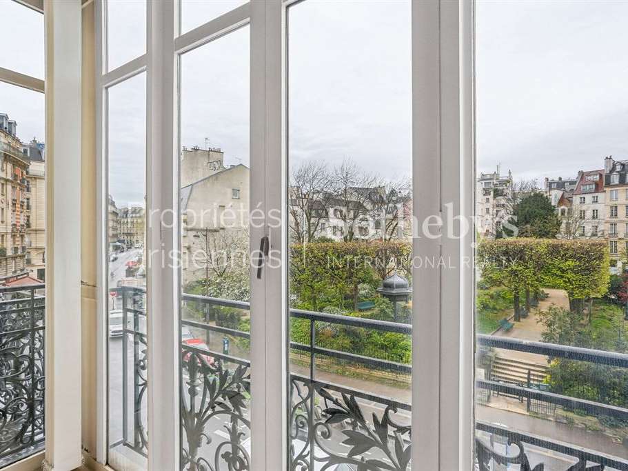 Apartment Paris 5e