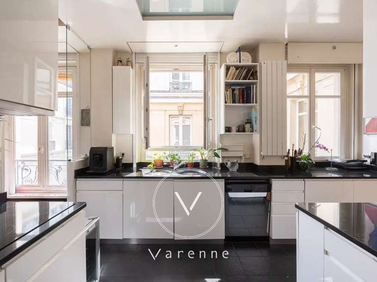 Appartement Paris 5e - 3 chambres - 196m²