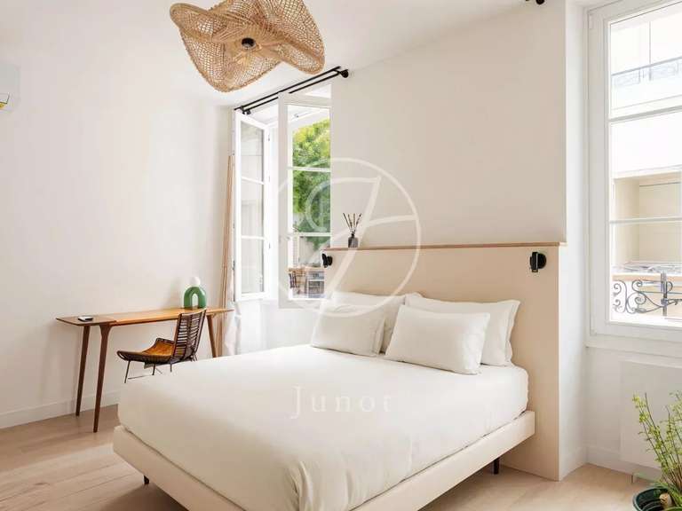 Appartement Paris 5e - 3 chambres - 126m²