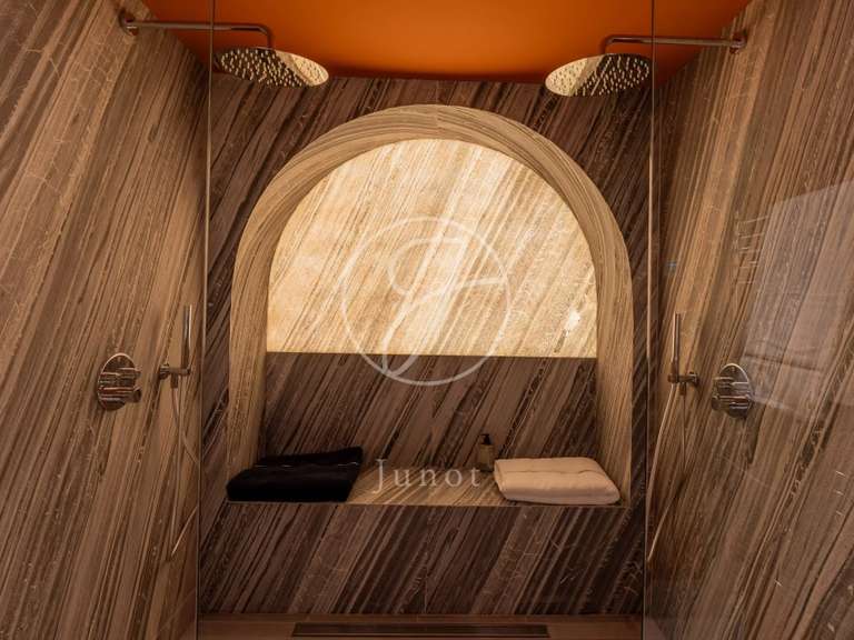 Appartement Paris 5e - 3 chambres - 126m²