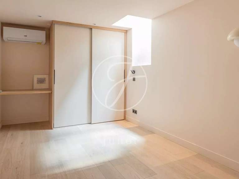Appartement Paris 5e - 3 chambres - 126m²