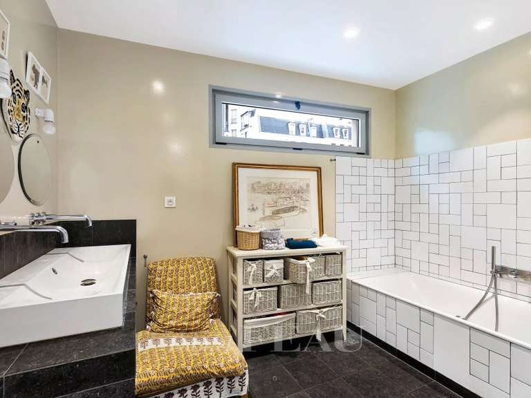 Appartement Paris 5e - 4 chambres - 236m²
