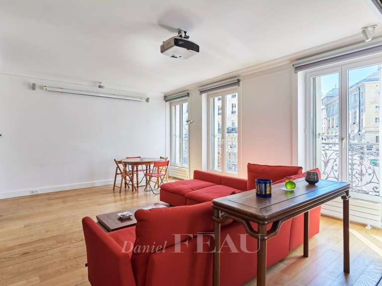 Appartement Paris 5e - 1 chambre - 77m²
