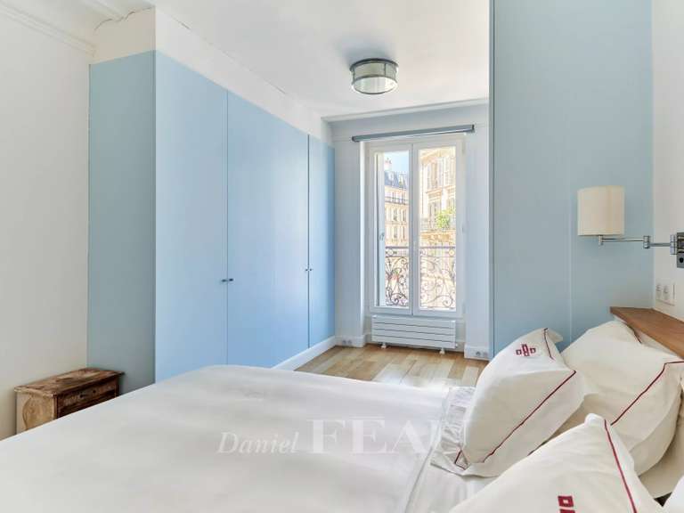 Appartement Paris 5e - 1 chambre - 77m²