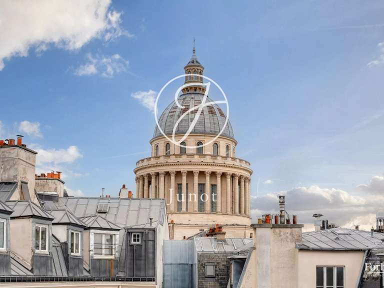 Appartement Paris 5e - 2 chambres - 99m²