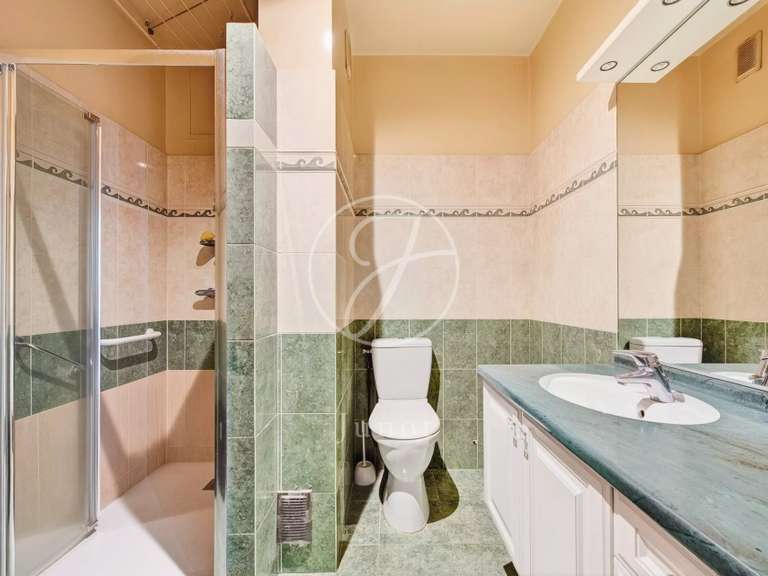 Appartement Paris 5e - 2 chambres - 99m²