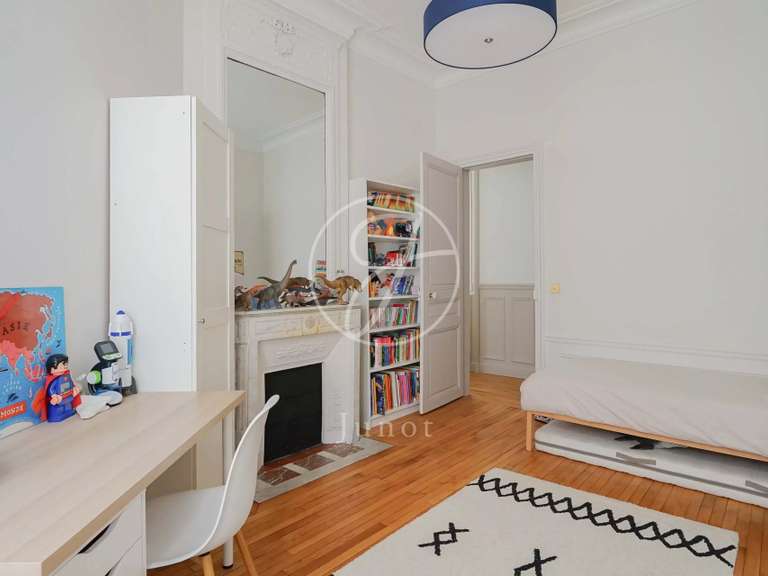 Apartment Paris 5e - 4 bedrooms - 198m²