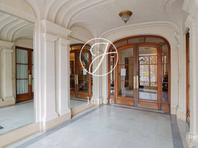 Appartement Paris 5e - 4 chambres - 198m²