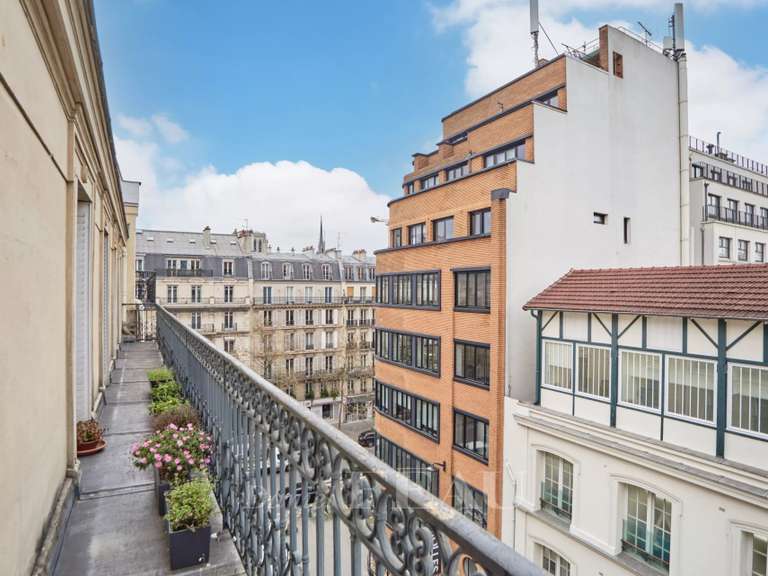 Appartement Paris 5e - 3 chambres - 128m²