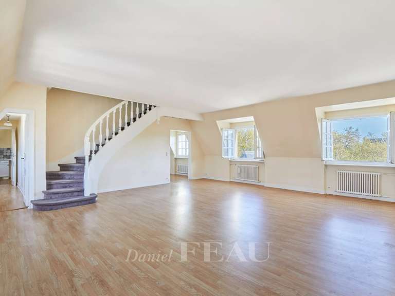 Appartement Paris 5e - 2 chambres - 103m²