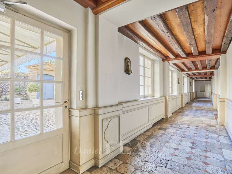 Appartement Paris 5e - 2 chambres - 103m²