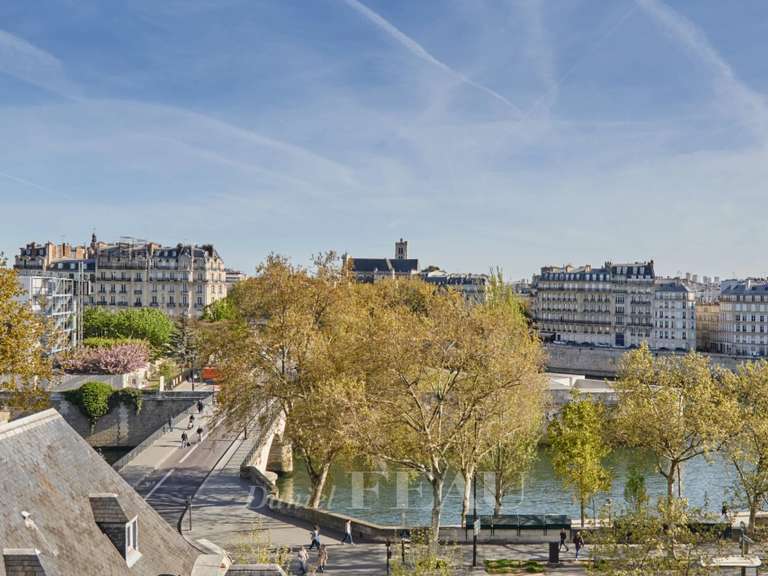 Appartement Paris 5e - 2 chambres - 103m²