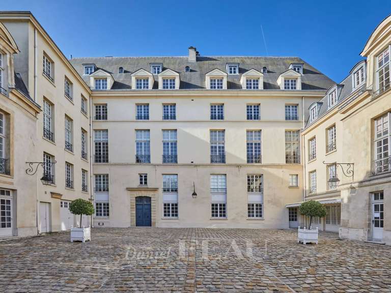 Appartement Paris 5e - 2 chambres - 103m²