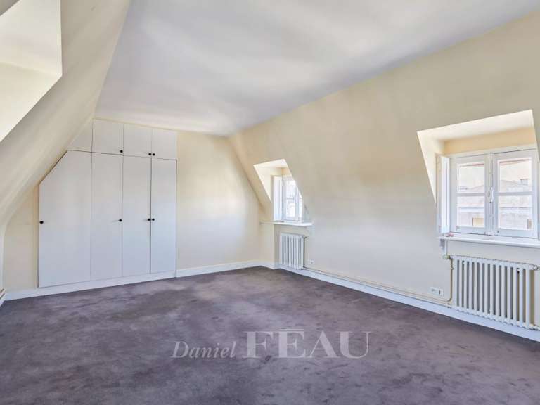 Appartement Paris 5e - 2 chambres - 103m²